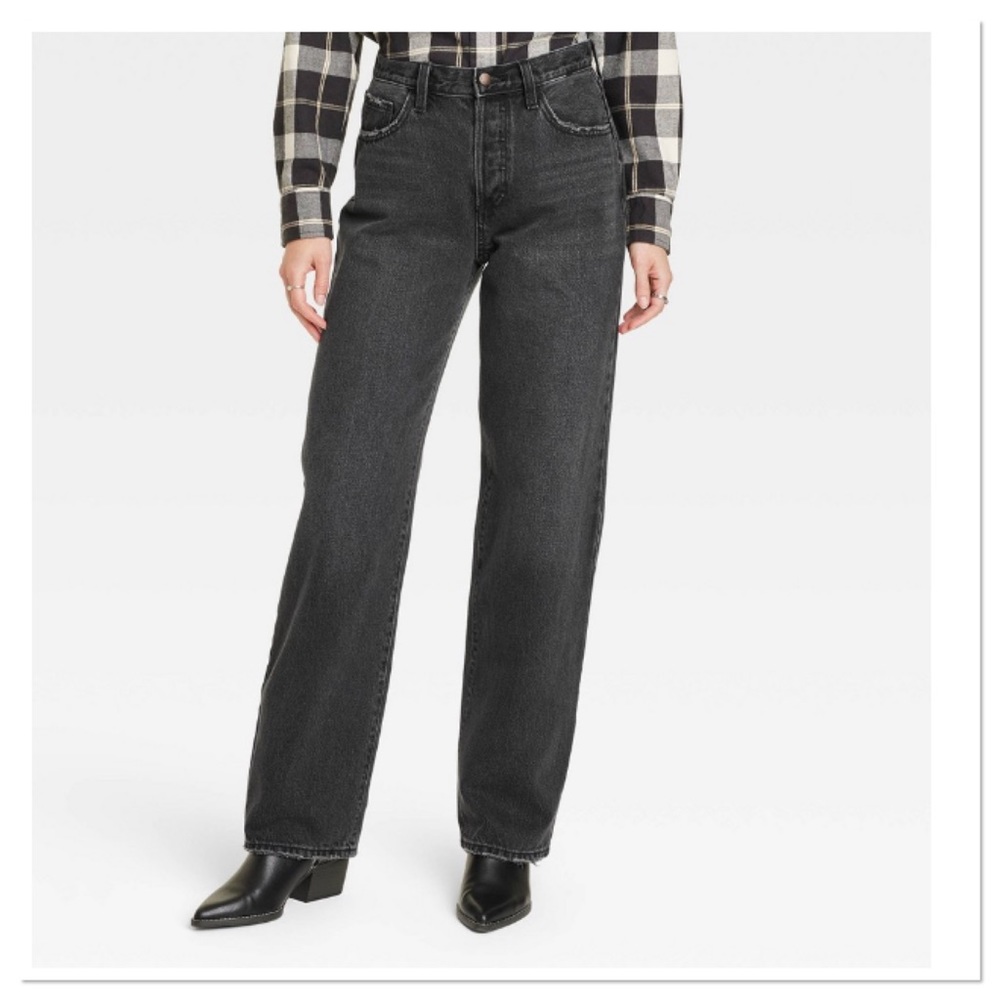 Women’s Mid-Rise 90’s Baggy Jeans Universal Thread